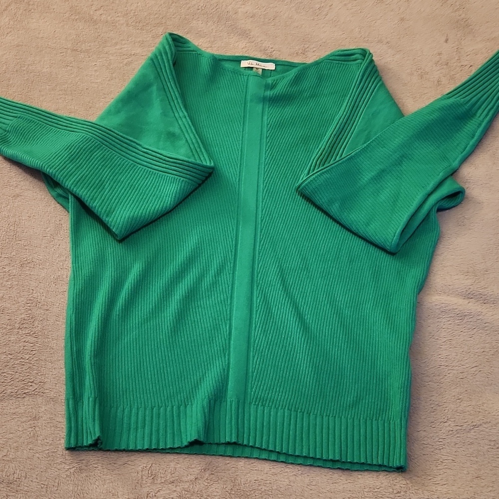 Vila Milano Women's Green Sweater With Surprising Back Button Details Size M - Picture 3 of 6